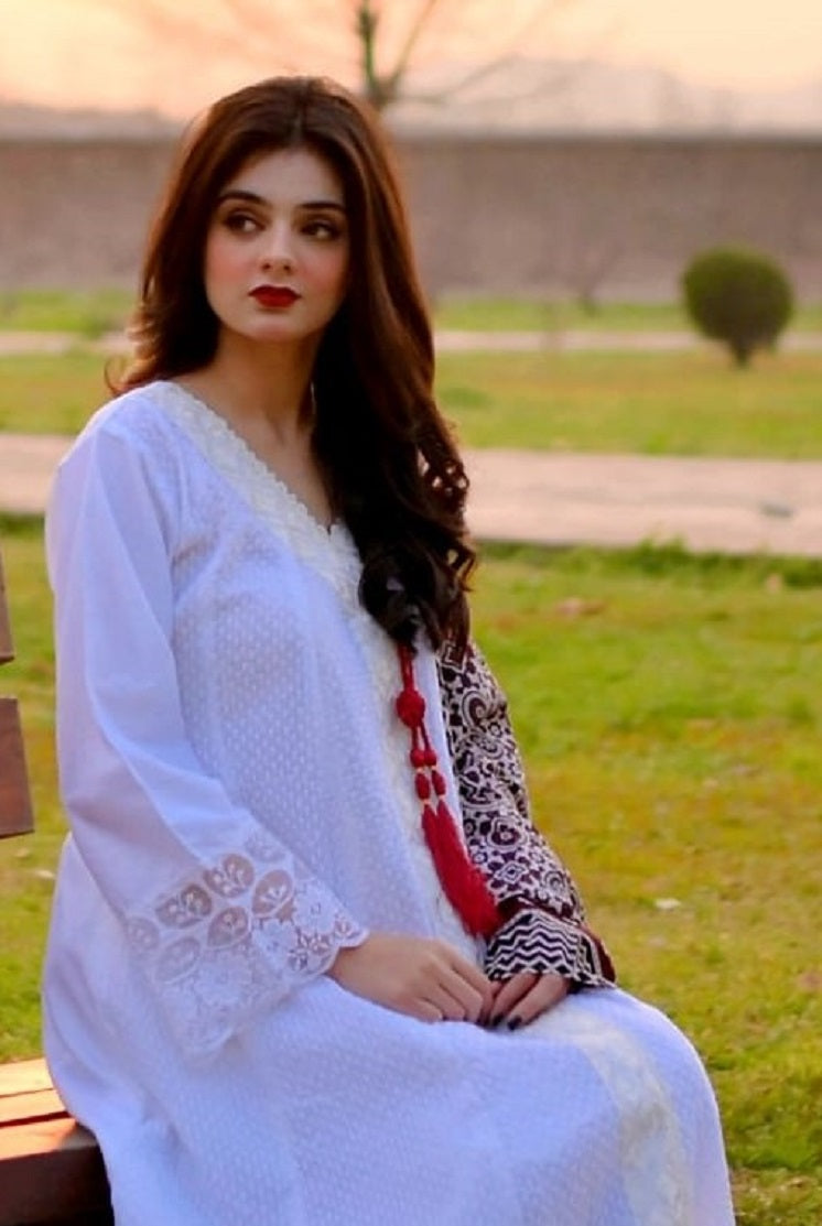 SG 1423 Cotton long frock Pakistani women's everyday dress side view