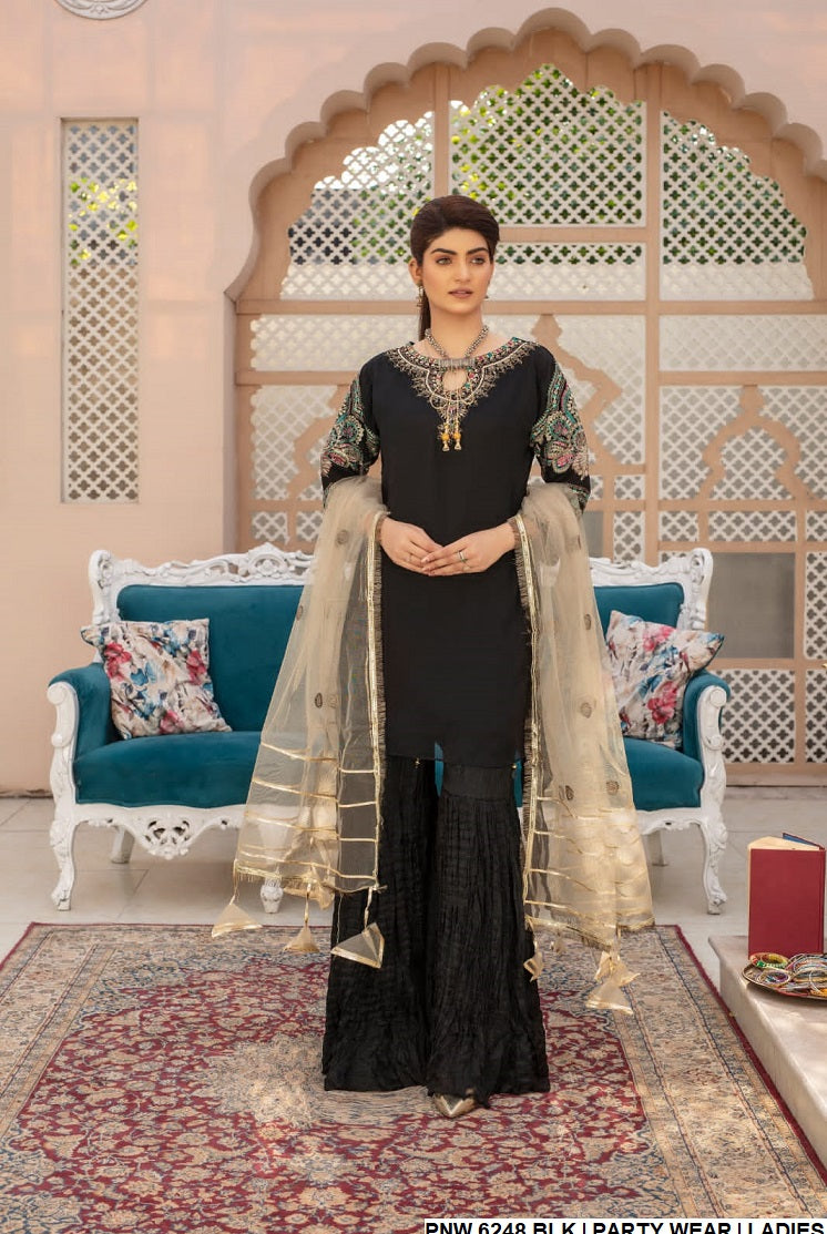 Chiffon short chalk A-Line shirt PNW 6248 - Pakistani women's casual outfit with net dupatta front view