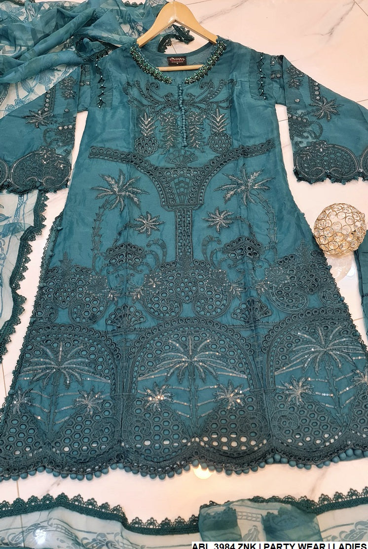 ABL 3984 Pakistani women's organza A-Line with masuri net dupatta detail view