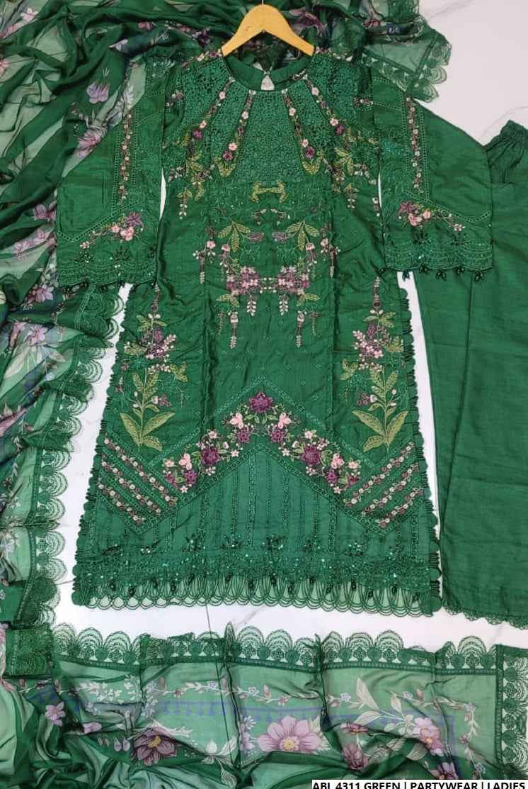 Pakistani women's green organza A-Line shirt detail view