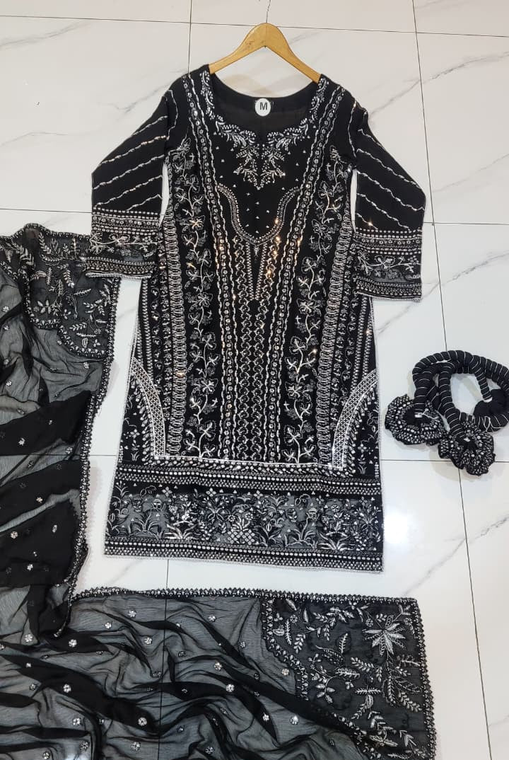 Pakistani women's black organza straight shirt plazo detail view
